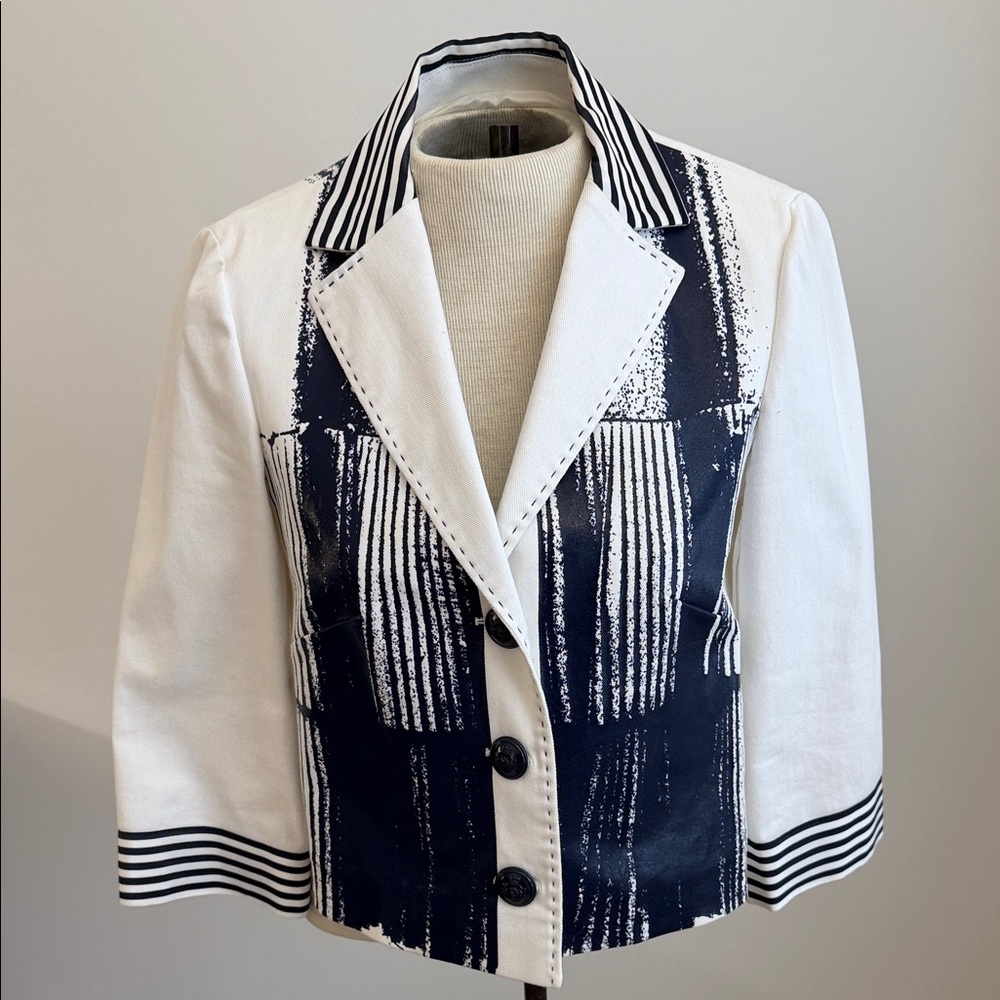 Vintage RARE Philosophy di Alberta Ferretti White and Navy Blazer Size 4